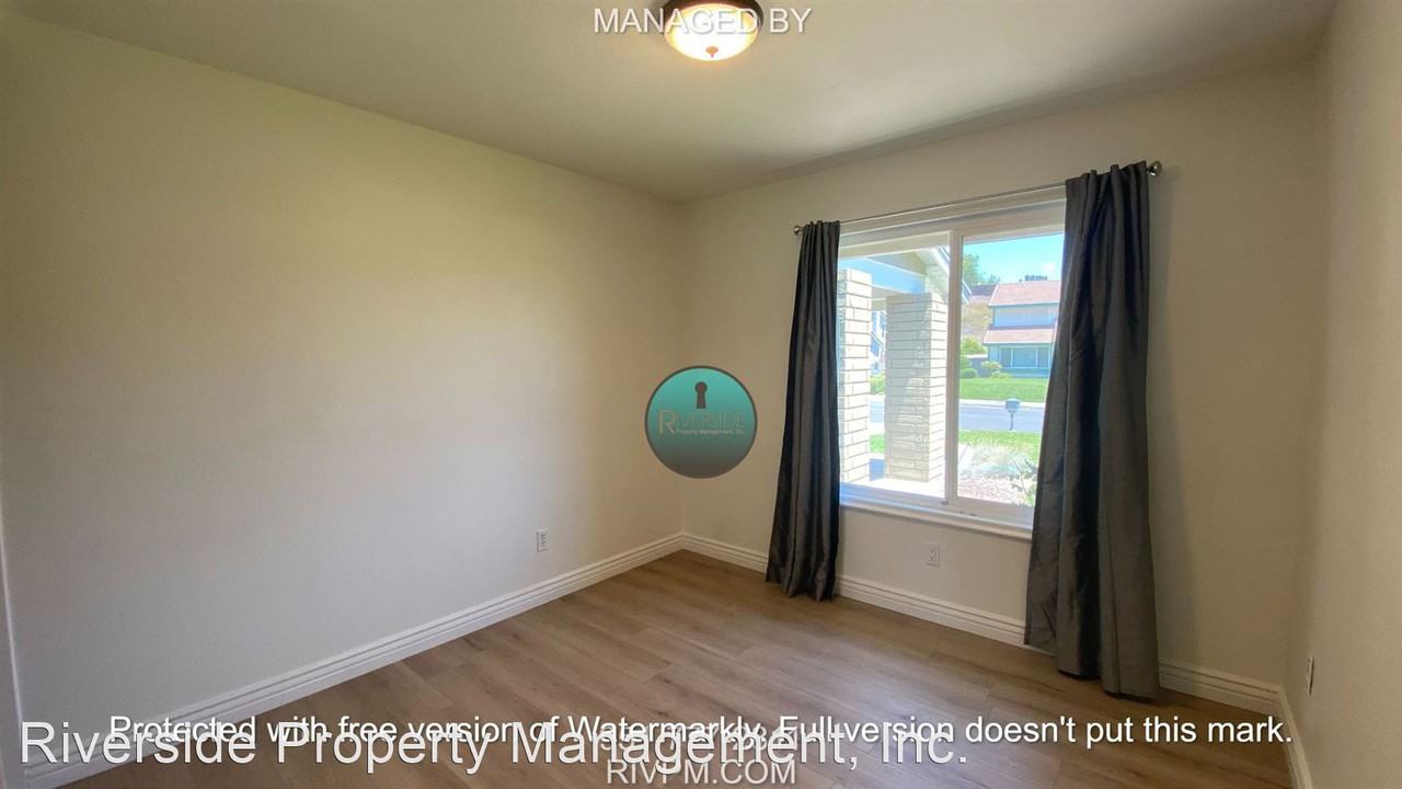 6245 Promontory Ln - Photo 2 of 17