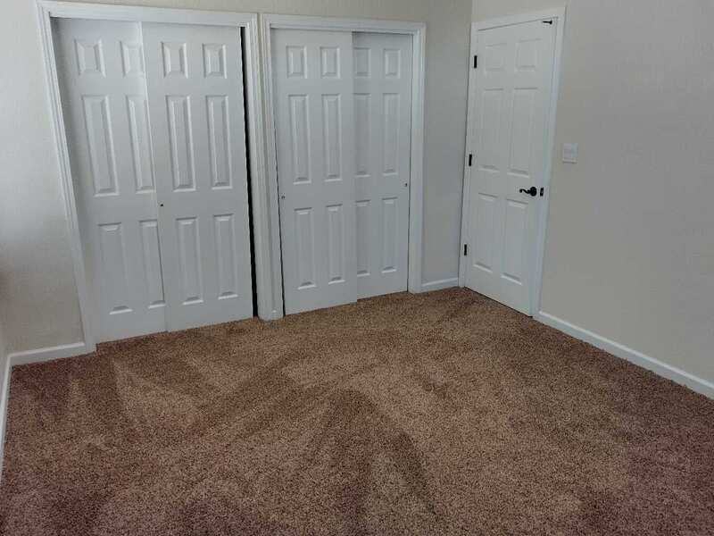 617 Phil Hansen Dr - Photo 3 of 37