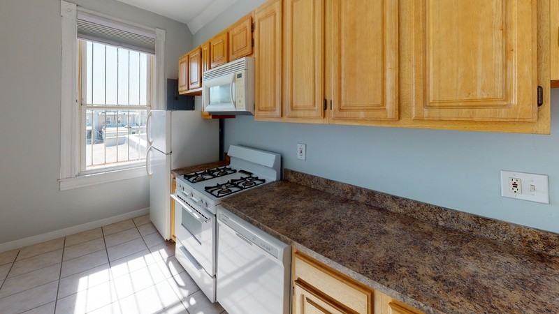 2807 N Calvert St #3 - Photo 2 of 13