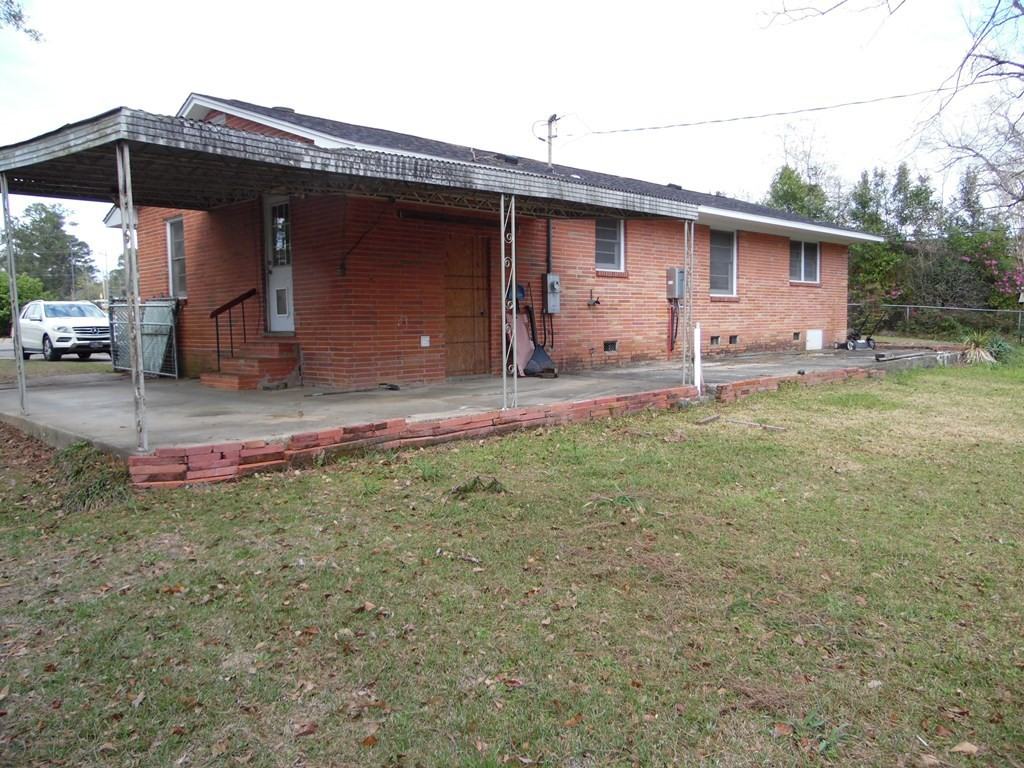 1125 Martin St - Photo 2 of 13