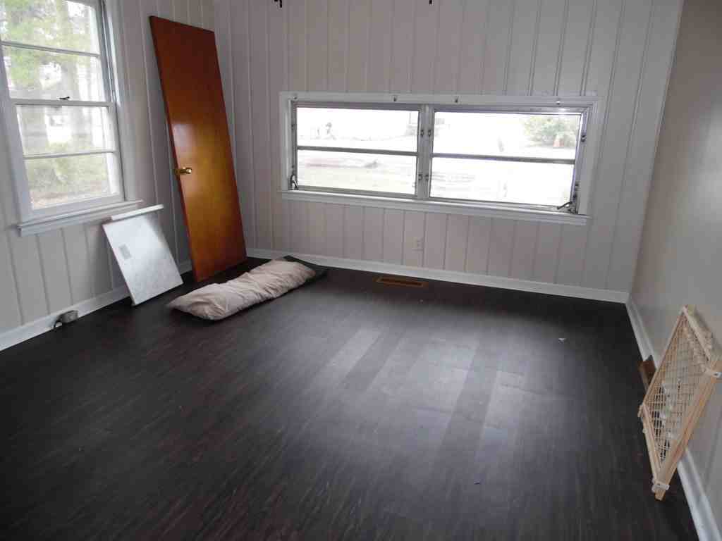 1125 Martin St - Photo 7 of 13