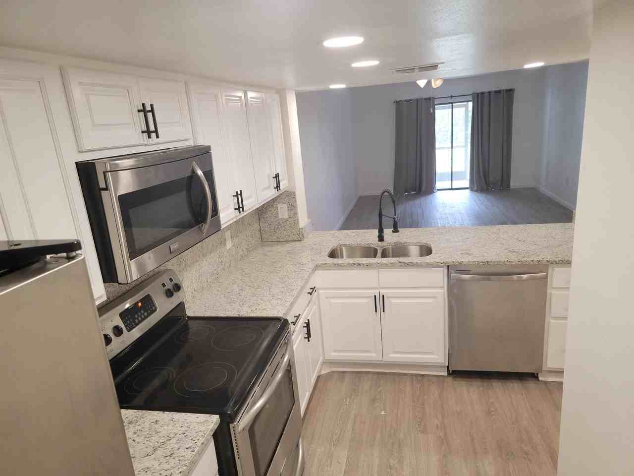 5764 S Texas Ave #511 - Photo 4 of 21