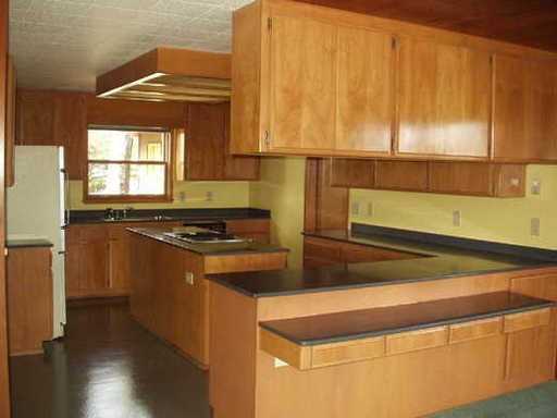 5286 Country Club Dr - Photo 3 of 7