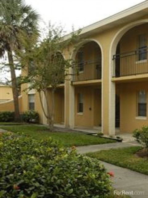 San Jose Apts - Photo 2 of 9