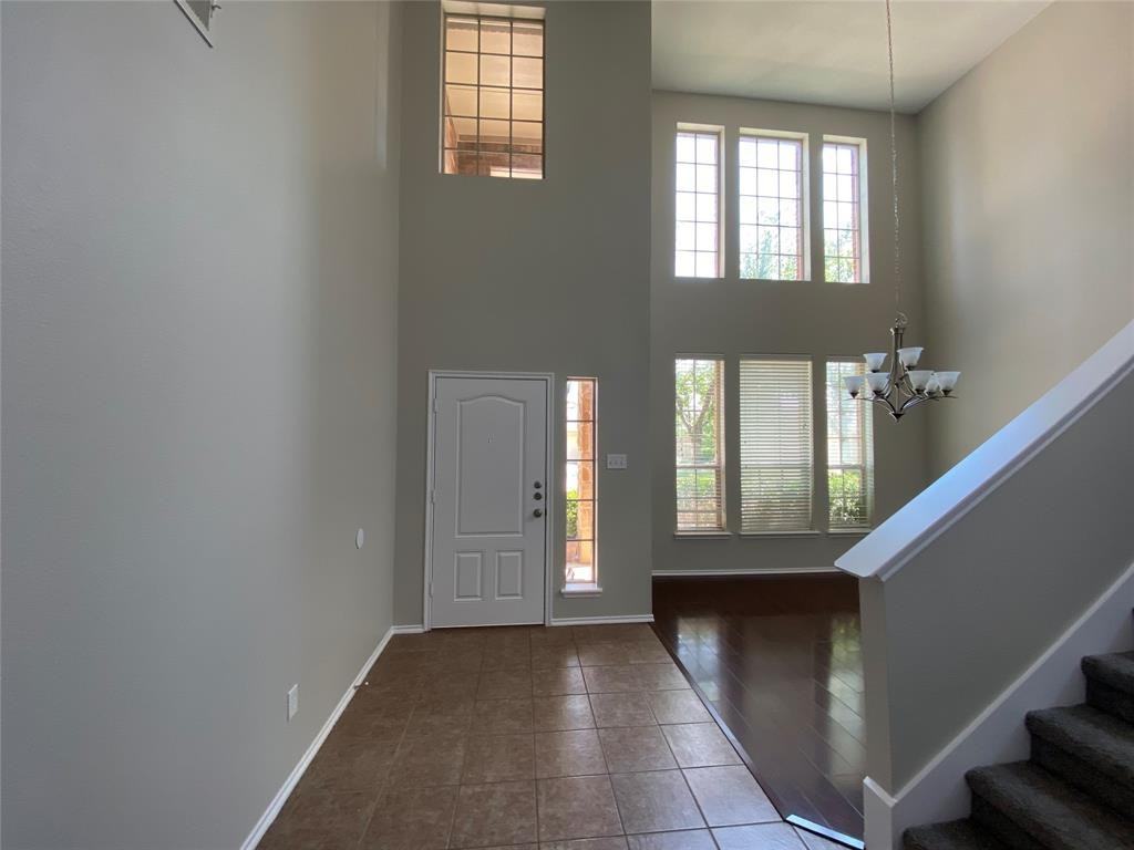 9512 Crooked Cat Dr - Photo 3 of 30