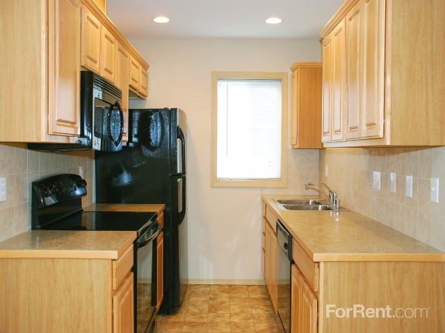 Springbrook Lane Townhomes - Photo 2 of 16