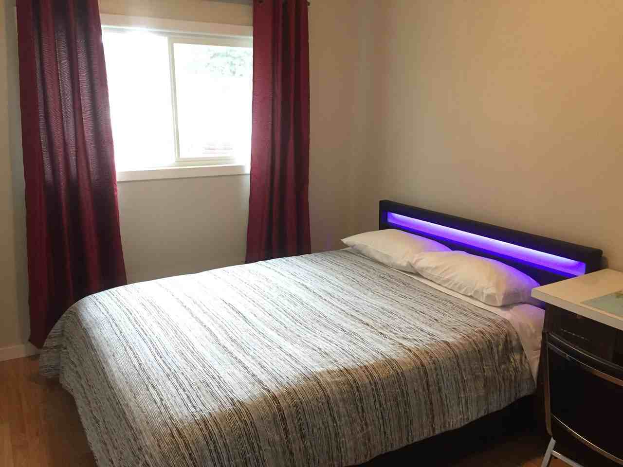 70 St NW & 101 Ave NW - Photo 5 of 8