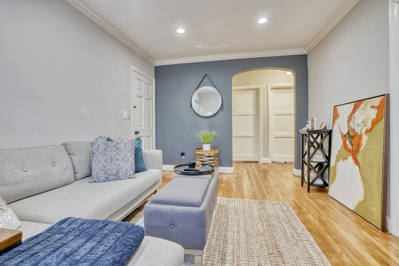 305 E Belvedere Ave #2 - Photo 2 of 2