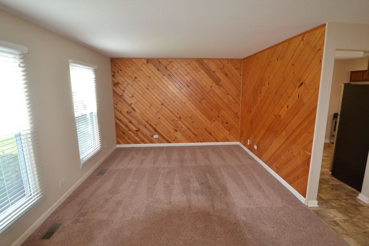 1405 N Parkview Ter - Photo 2 of 15