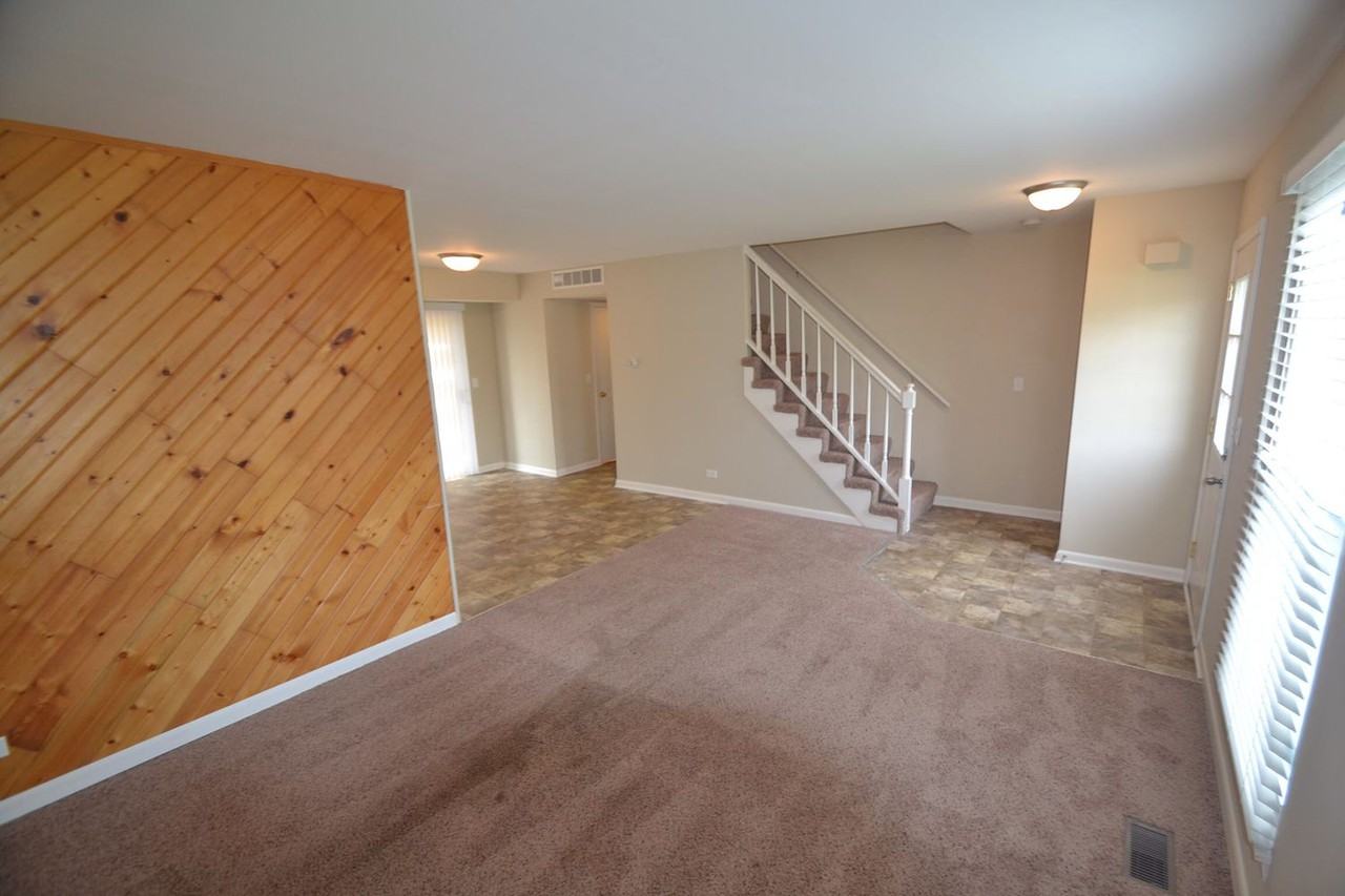 1405 N Parkview Ter - Photo 3 of 15