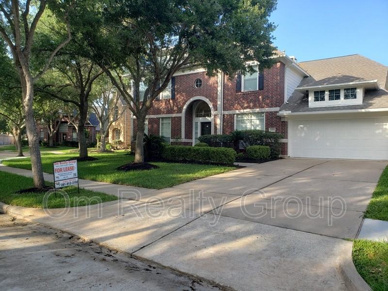 5319 Ashley Way Ct - Photo 2 of 20