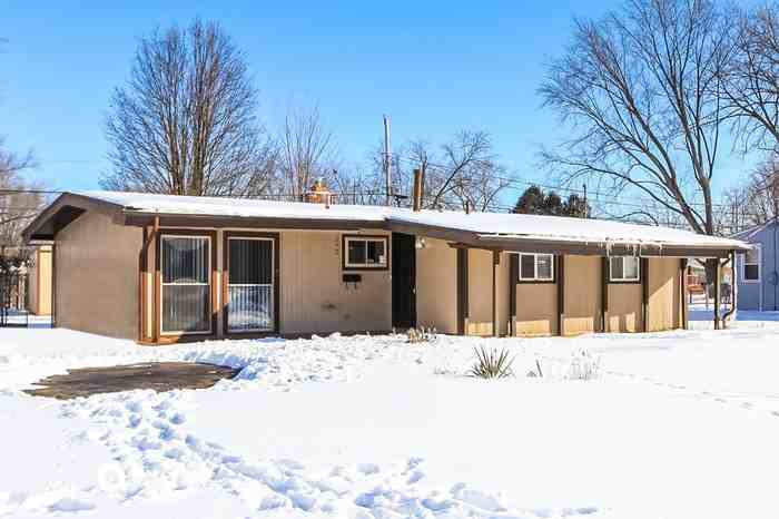 5292 Conklin Dr - Photo 3 of 16