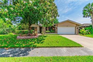 featured image of 14021 Ellesmere Drive #1