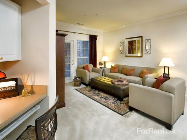 Decatur Crossings - Photo 2 of 13