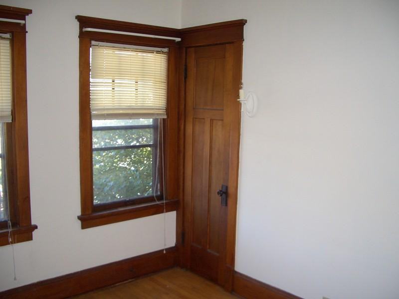 1820 E Hartford Ave - Photo 2 of 9