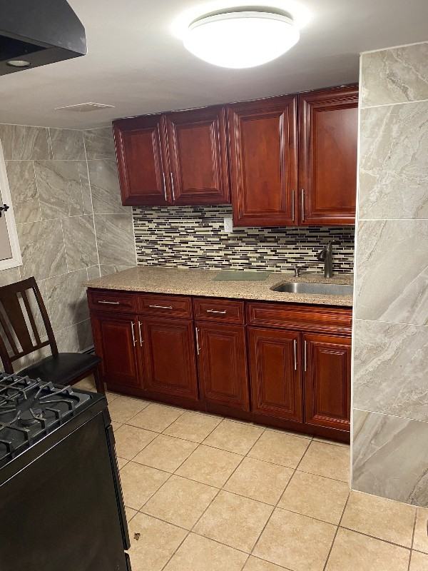 20955 Whitehall Ter #1B - Photo 2 of 7