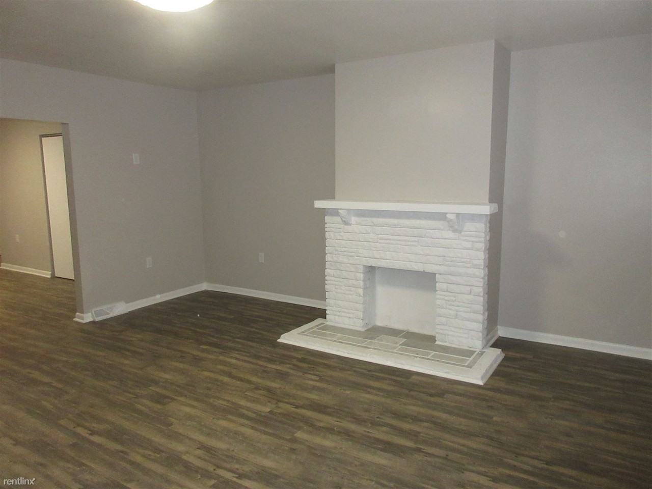 2128 Eccles St - Photo 2 of 10
