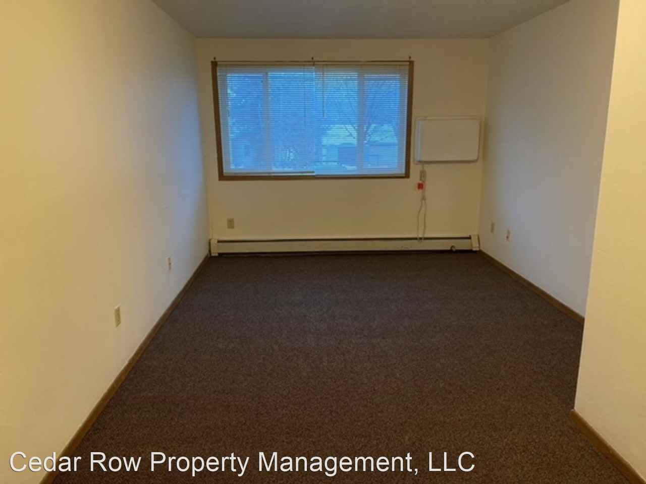 1009 6th Ave S - Photo 3 of 10