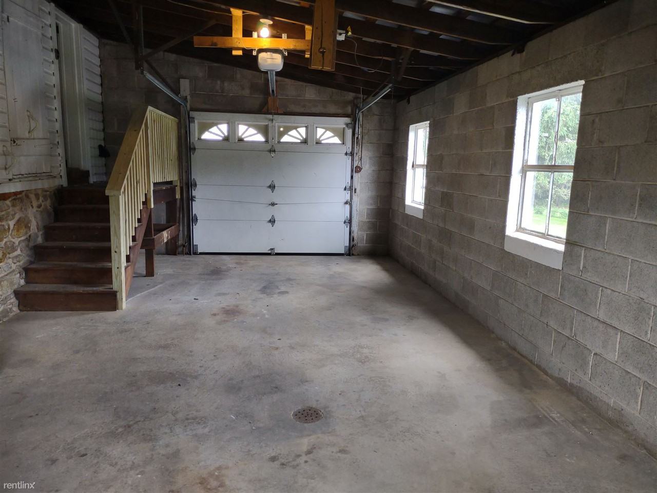 3307 E Lincoln Hwy - Photo 2 of 10