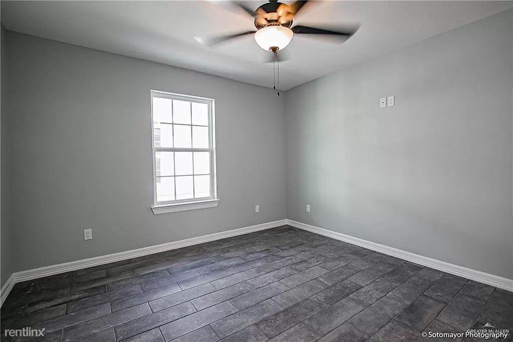 2219 Northridge Ave - Photo 3 of 10