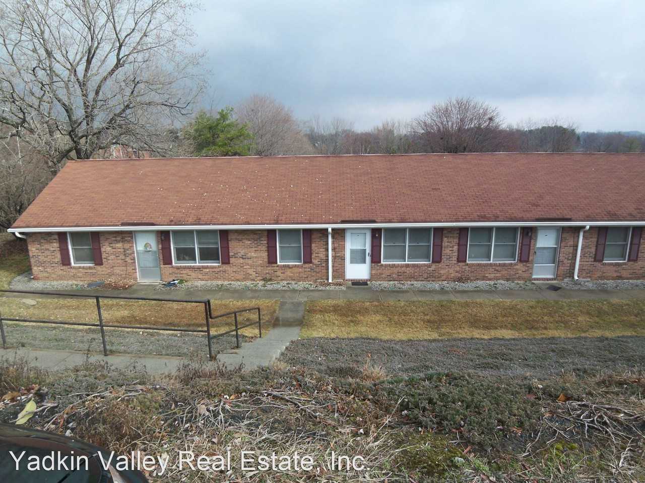 Maiden Lane - Photo 2 of 8