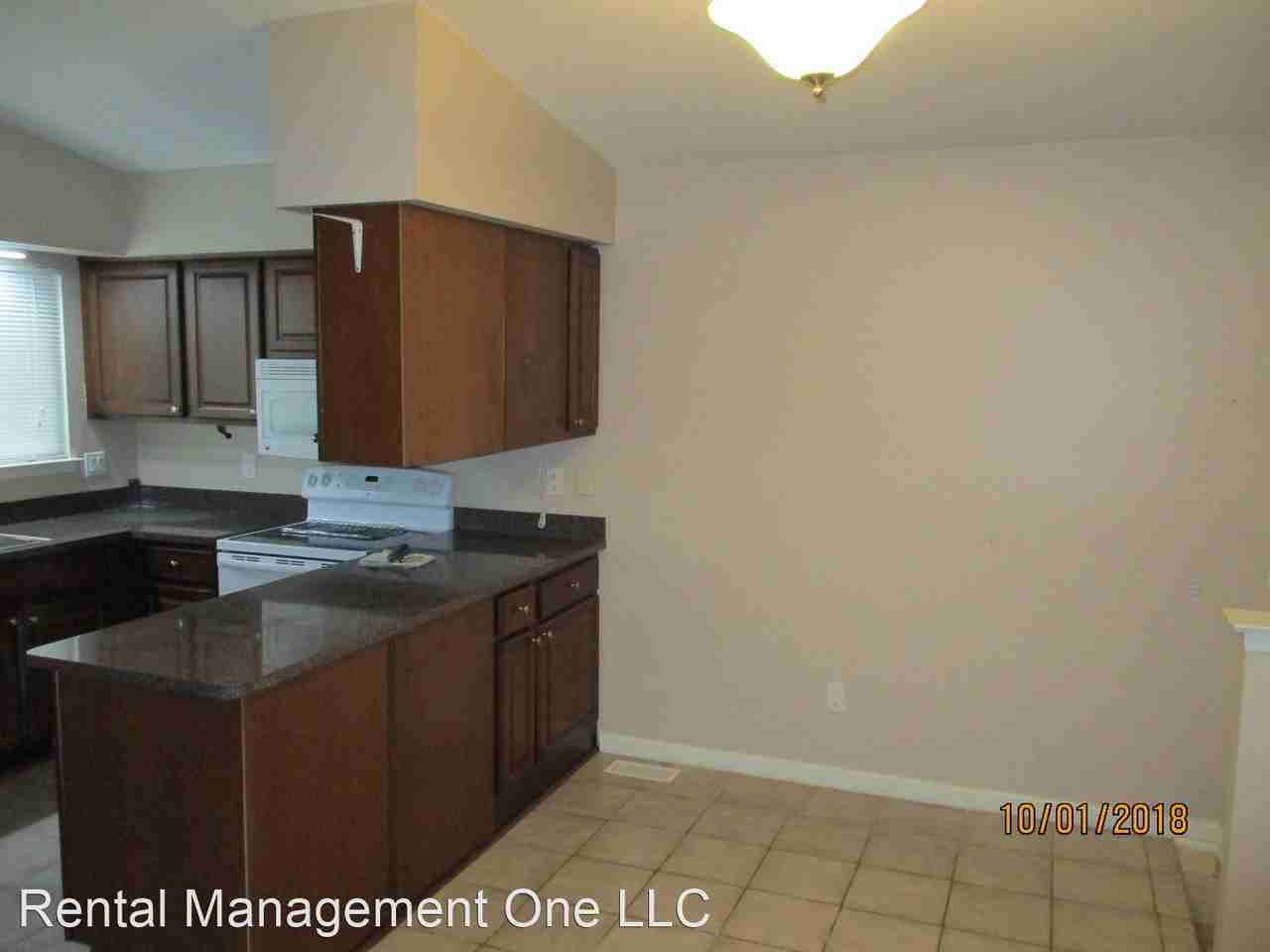 41481 Cumberland Dr - Photo 2 of 8