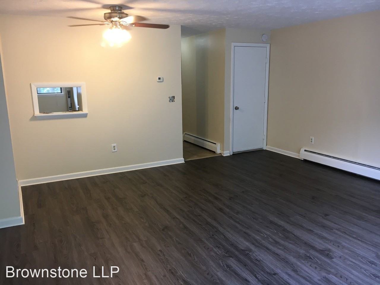 Oakland Street Oakland Terrace - Photo 2 of 19