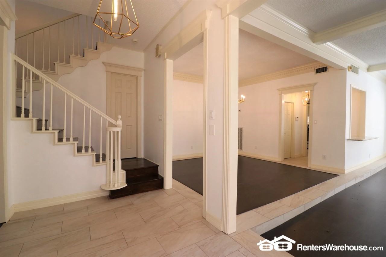 44 Bayou Pointe Dr - Photo 3 of 31