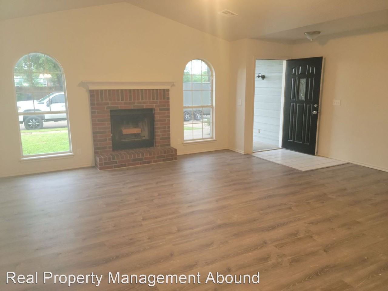 3208 N 8th Pl - Photo 3 of 10