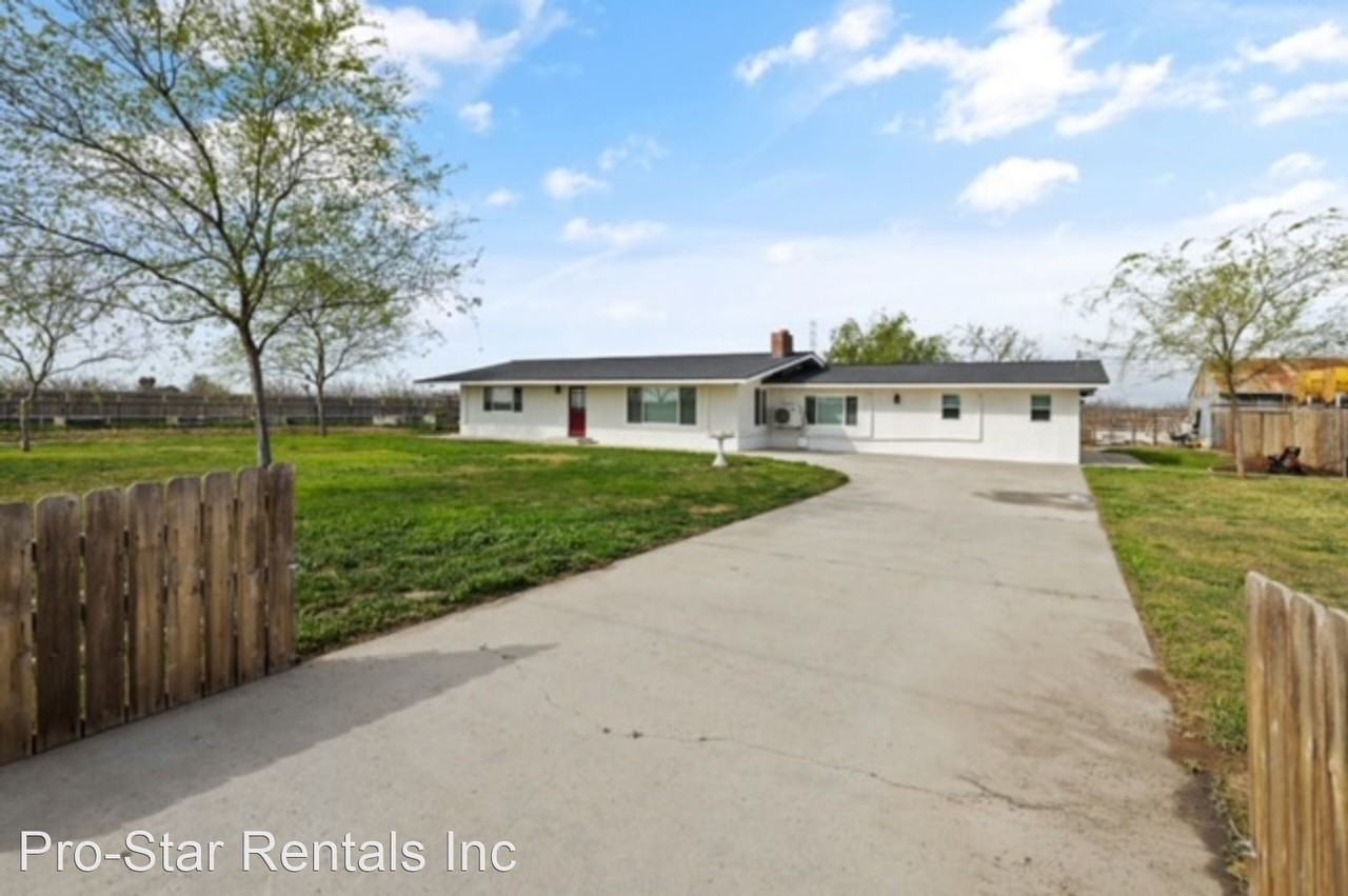 5700 24th Ave - Photo 3 of 20