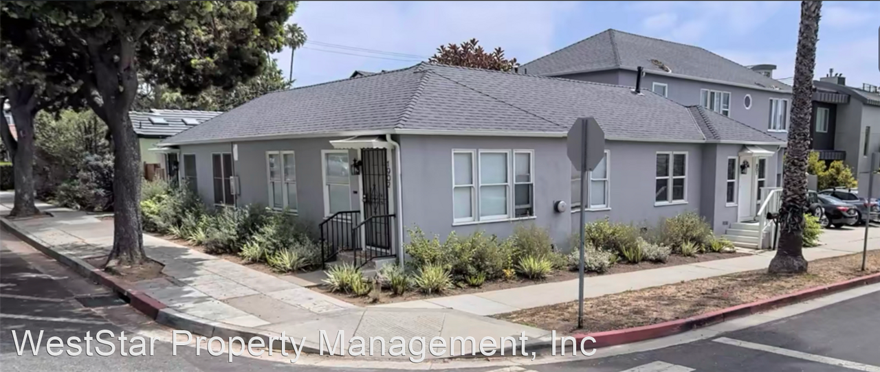 19021904 Montana Avenue / 801803 19th Street Apartments in Wilshire
