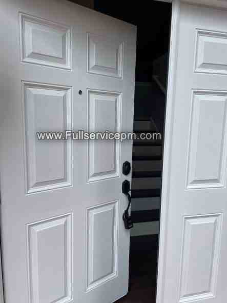 824 Marion Pl - Photo 3 of 33