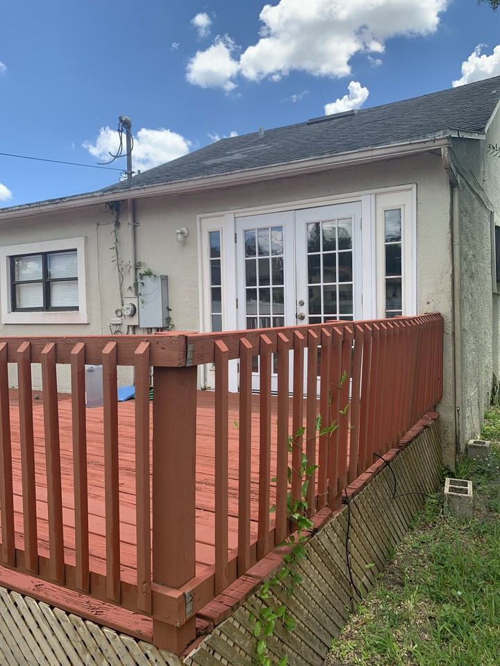 915 West Princeton Street - Photo 2 of 2