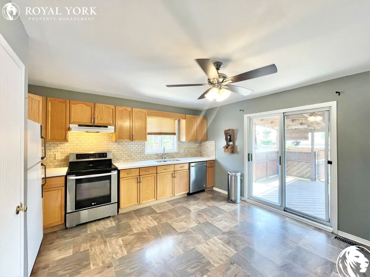 3699 Sussex Lane - Photo 2 of 50