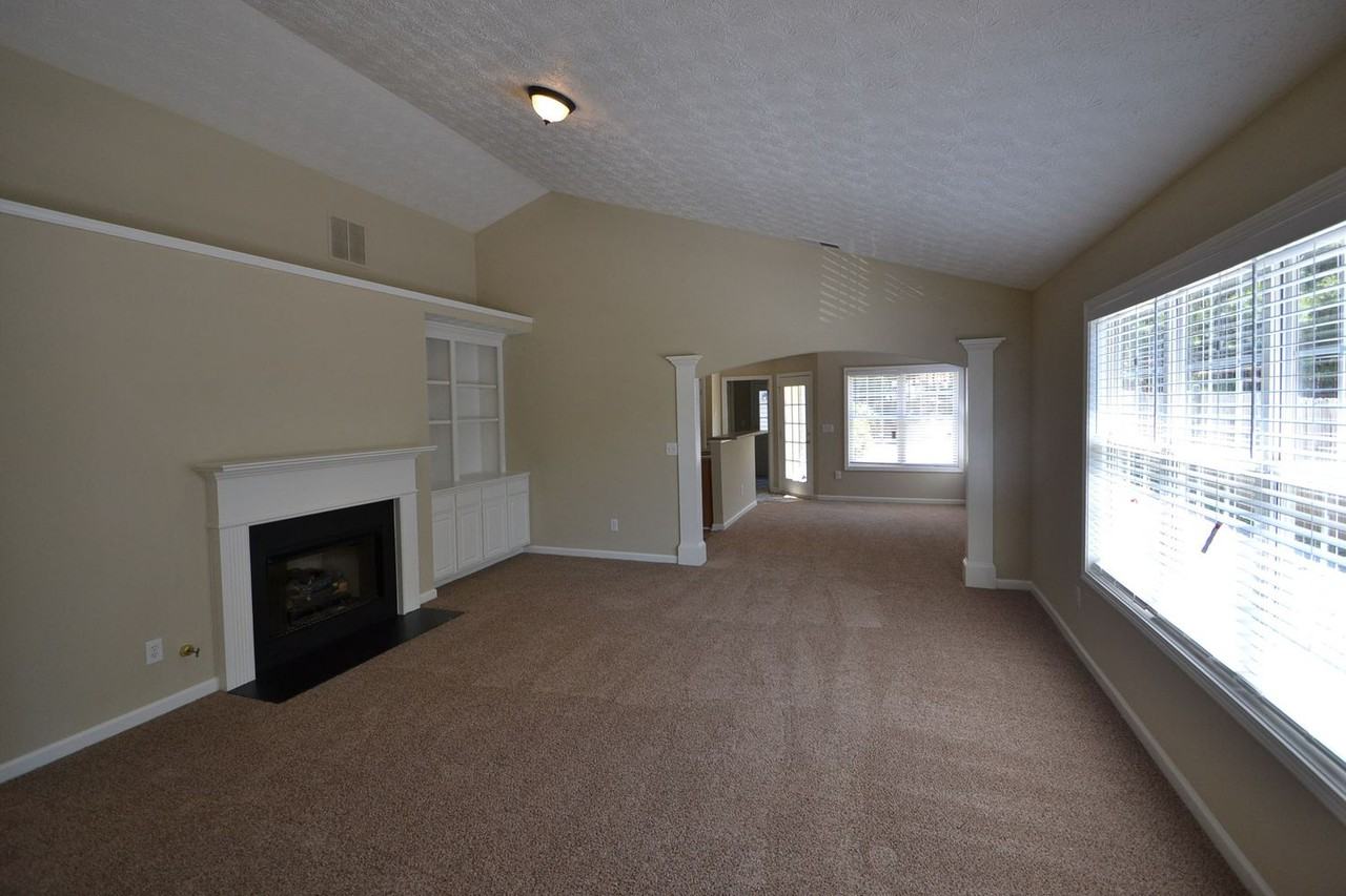 3029 Heatherbrook Trce - Photo 2 of 15