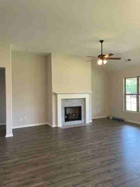 80 Briar Hollow Lane - Photo 4 of 18