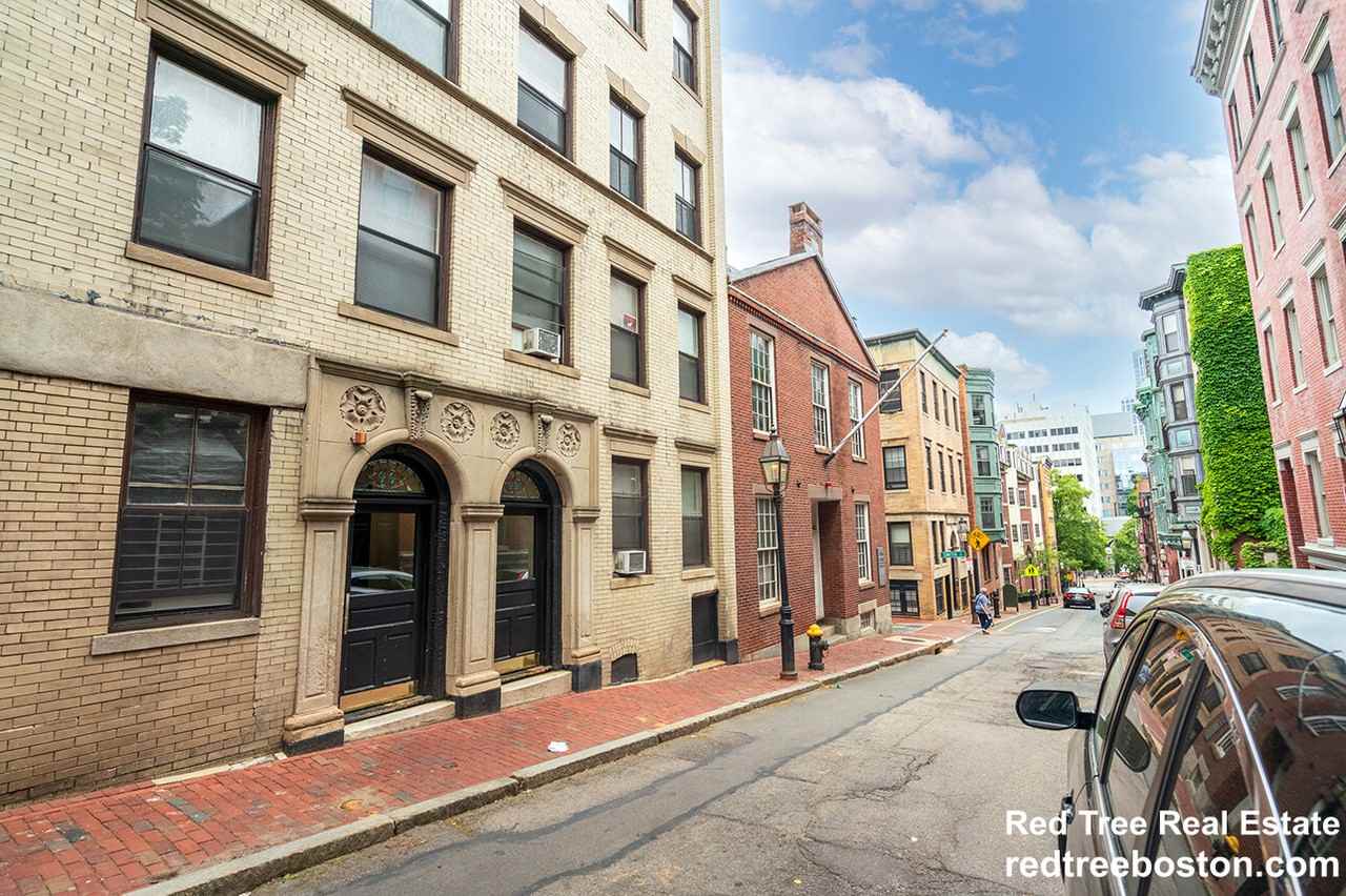 44A Joy St #7 - Photo 2 of 4