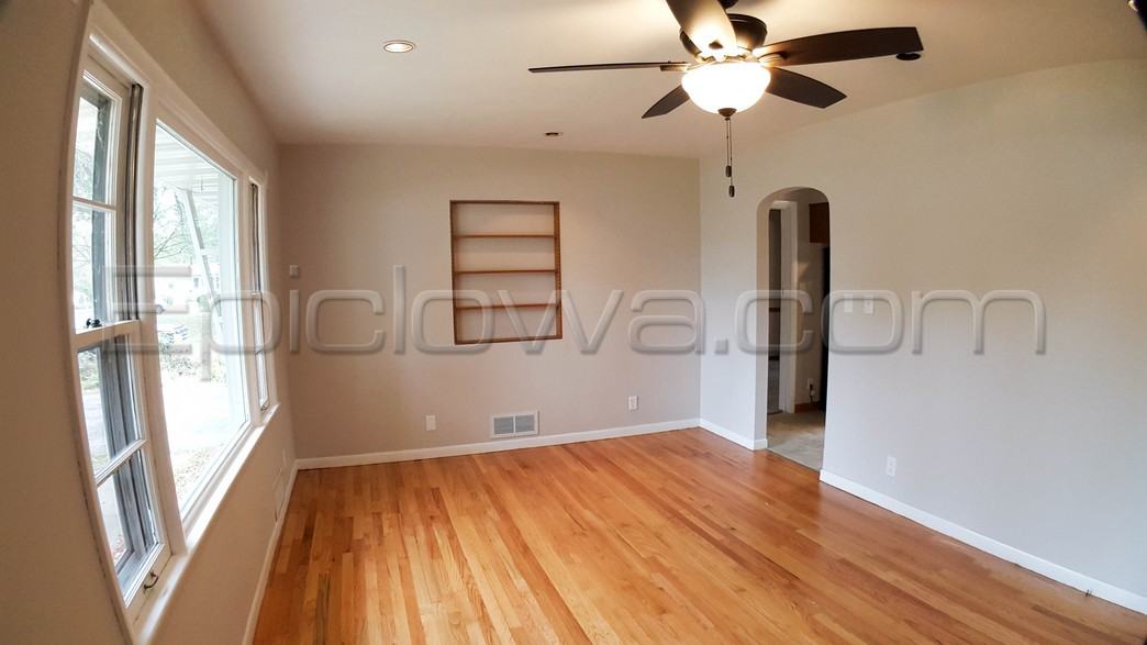 1108 Crestview Dr Se #1 - Photo 3 of 25