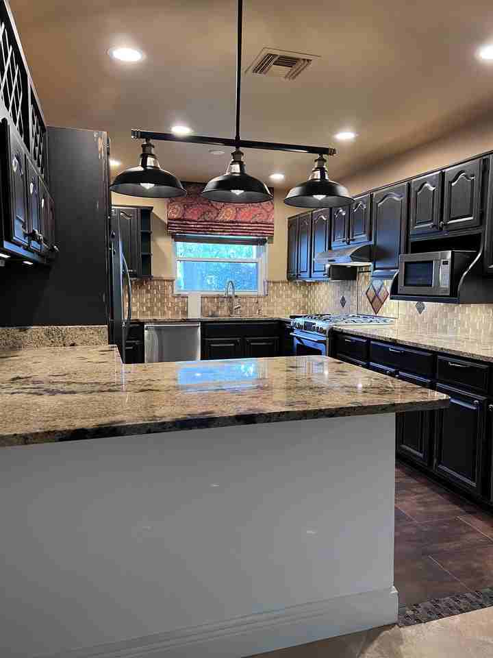 10113 Donhill Ct #1 - Photo 3 of 26