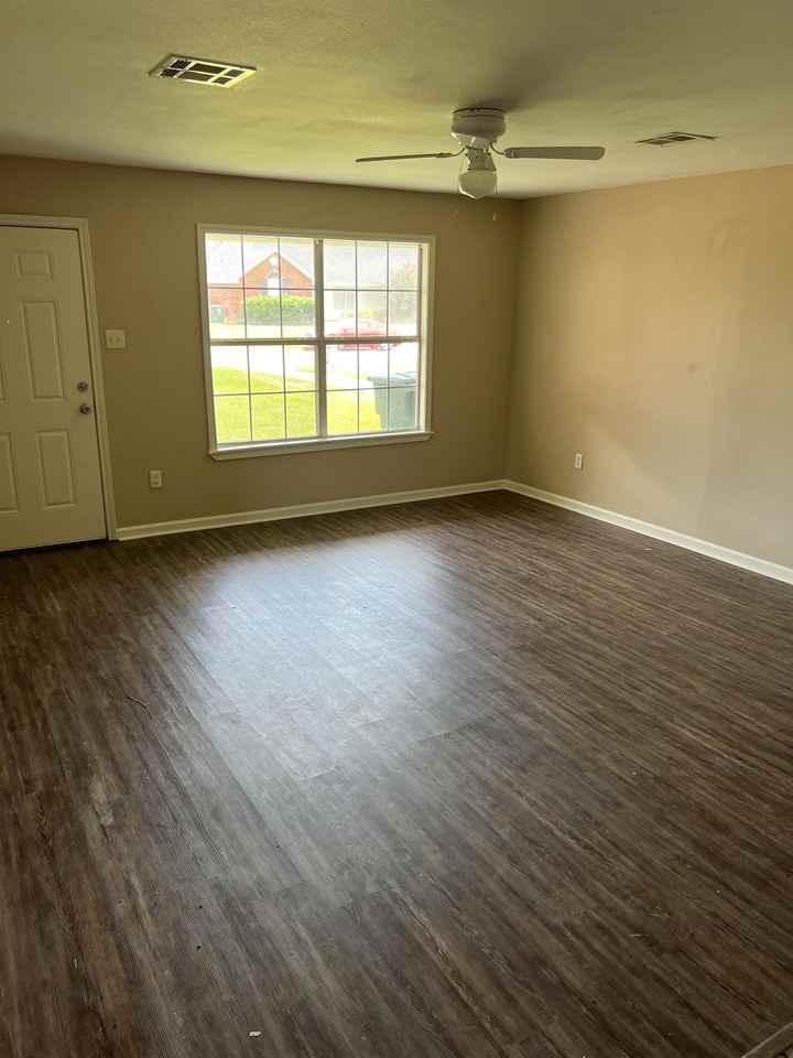 1504 N Vintage Ln #1504 - Photo 3 of 7
