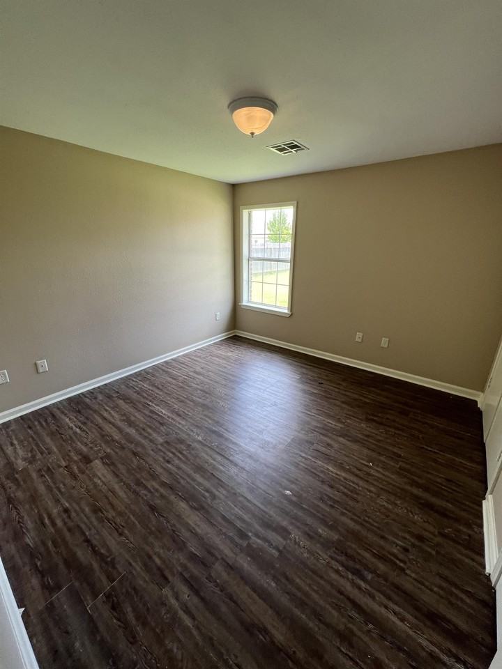 1504 N Vintage Ln #1504 - Photo 6 of 7