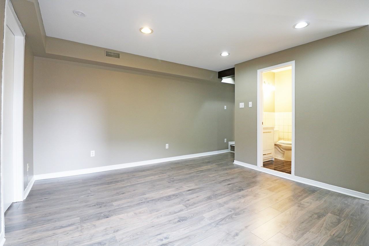 279 Palmerston Avenue #3 - Photo 3 of 13