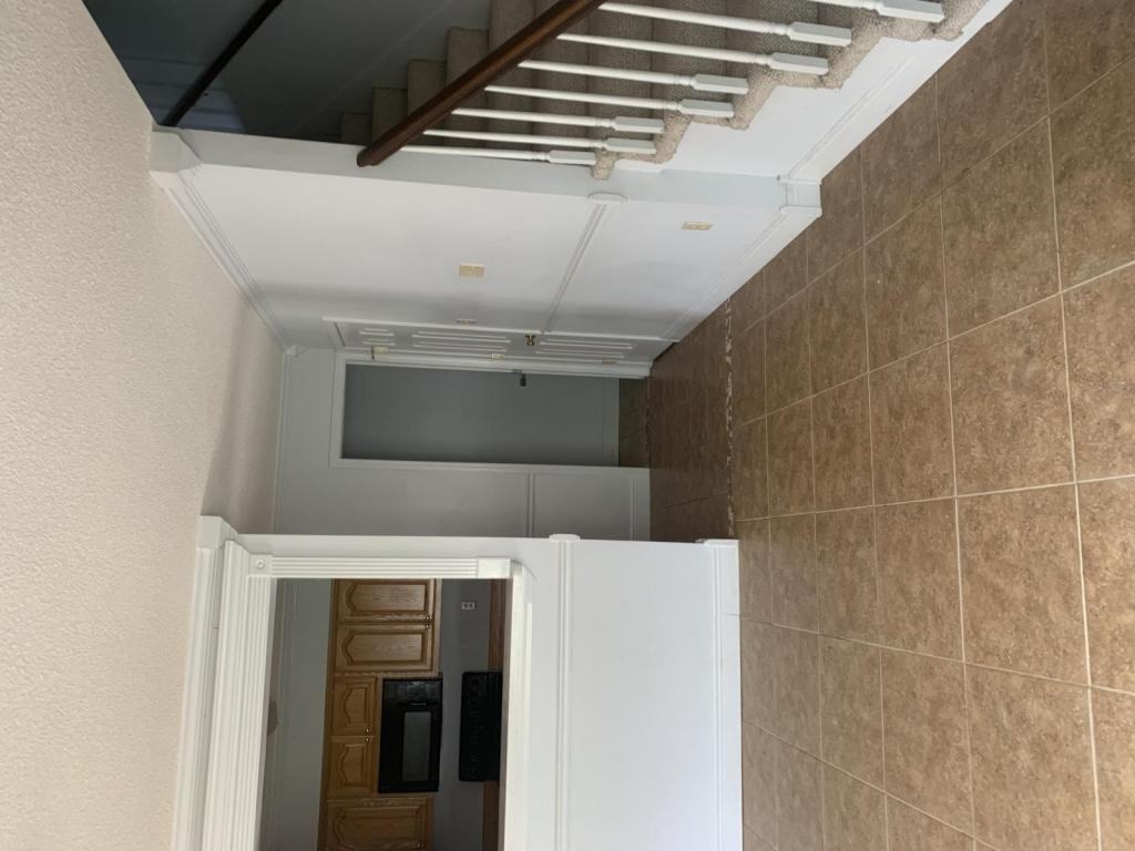 950 Jefferson Dr - Photo 4 of 13