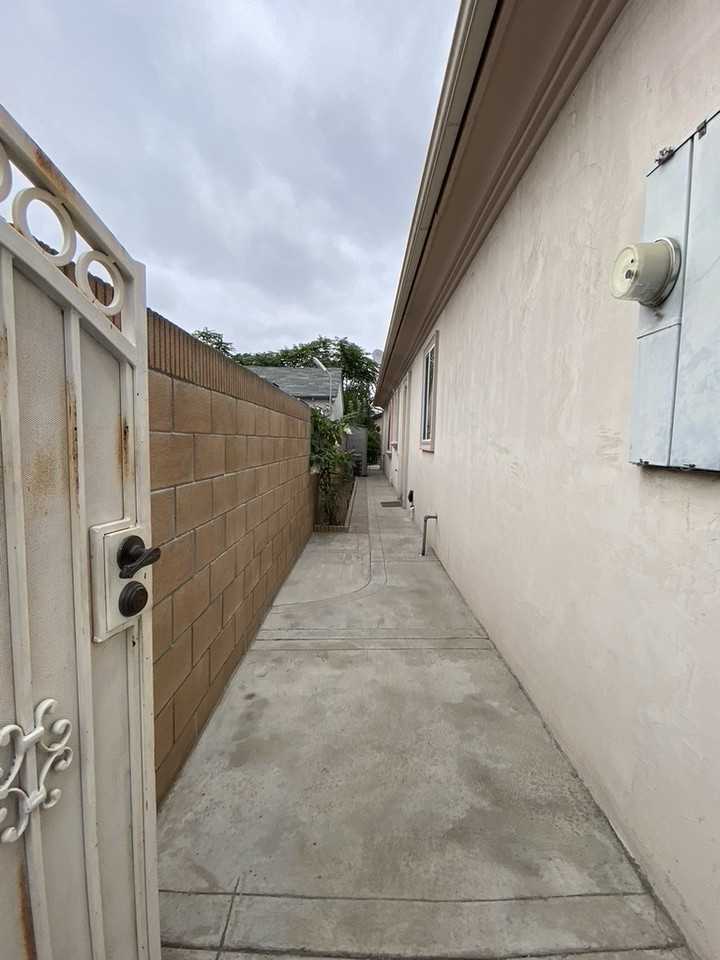 9041 Flower St #ADU - Photo 3 of 18