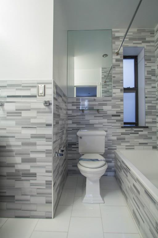 E 18th St #2C - Photo 5 of 5