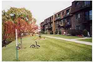 Salem Walk Apartments - Photo 2 of 8