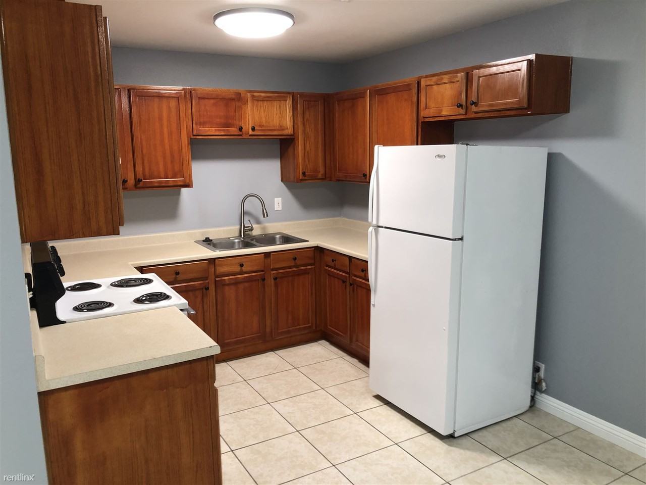 1312 E Nelson Ave - Photo 2 of 11