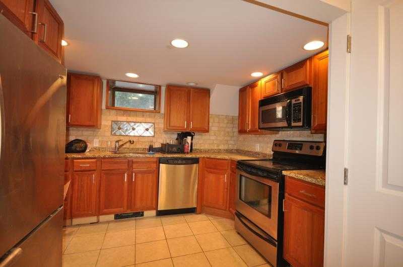 Sussex St - Photo 3 of 29