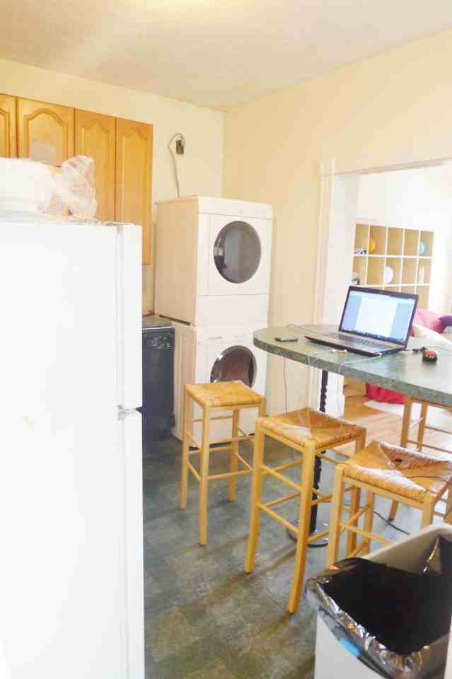 Huntington Ave Apt 1 - Photo 2 of 11