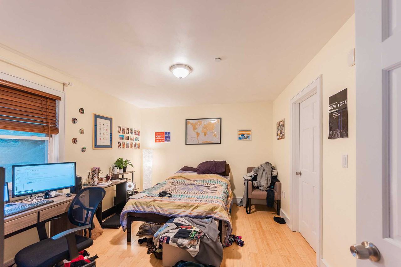 Boylston St - Photo 6 of 11